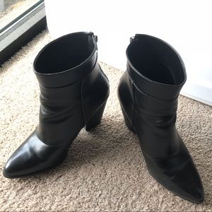 Trendy and comfortable black leather-look boots